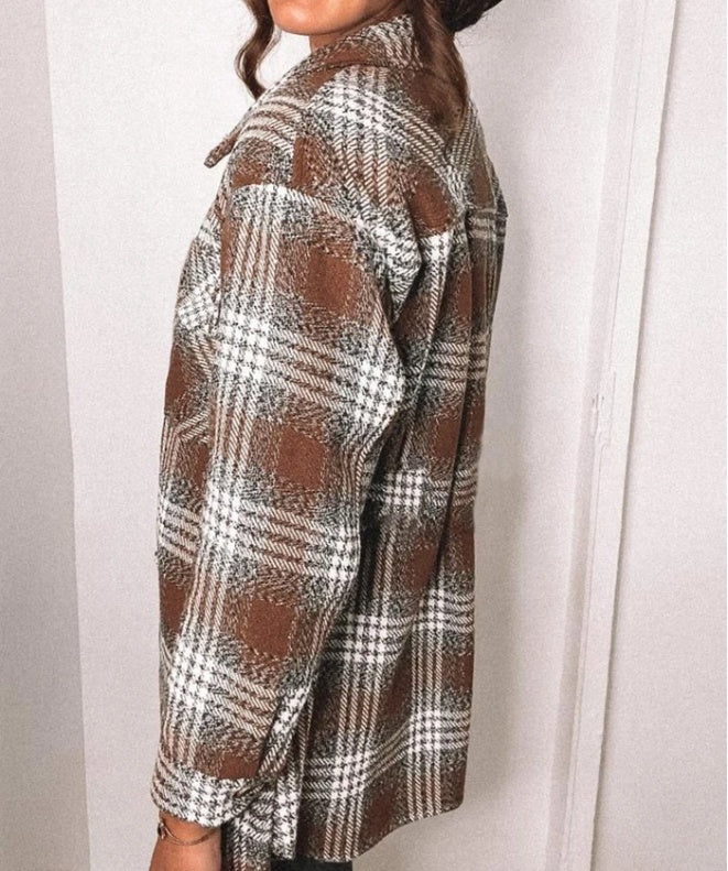 Long-Sleeved Lapel Loose Fitting Plaid Woolen Jacket for Women